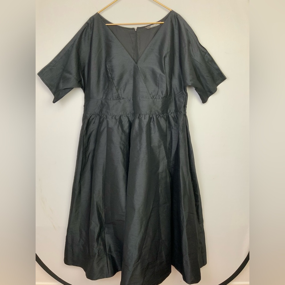 eShakti Sz 2X 22W Black Dupioni Surplice Formal Fit And Flare‎ Tea Length Dress